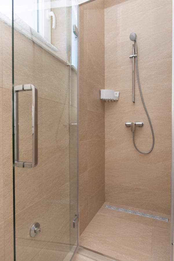 Luxury Apartment Lukas Vodice Esterno foto