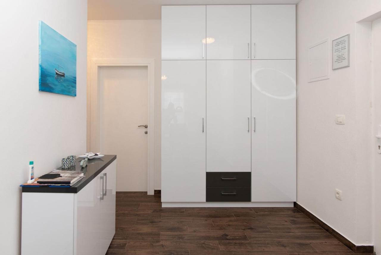 Luxury Apartment Lukas Vodice Esterno foto